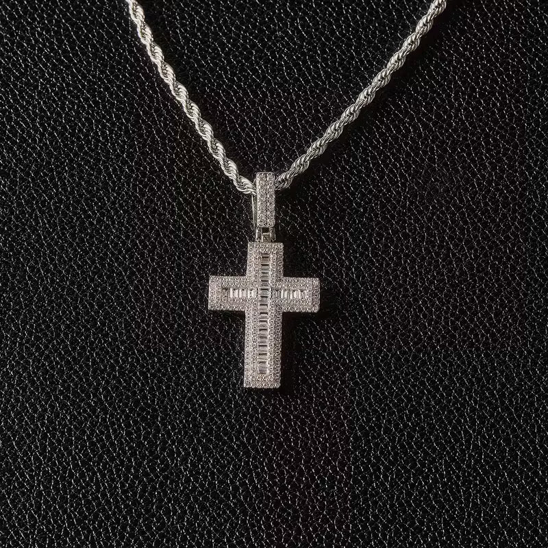 Naszyjnik Iced Saint | SnowIceStuff