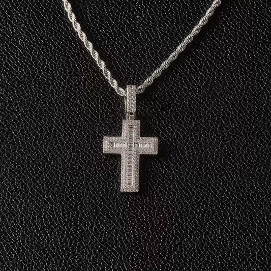 Naszyjnik Iced Saint | SnowIceStuff